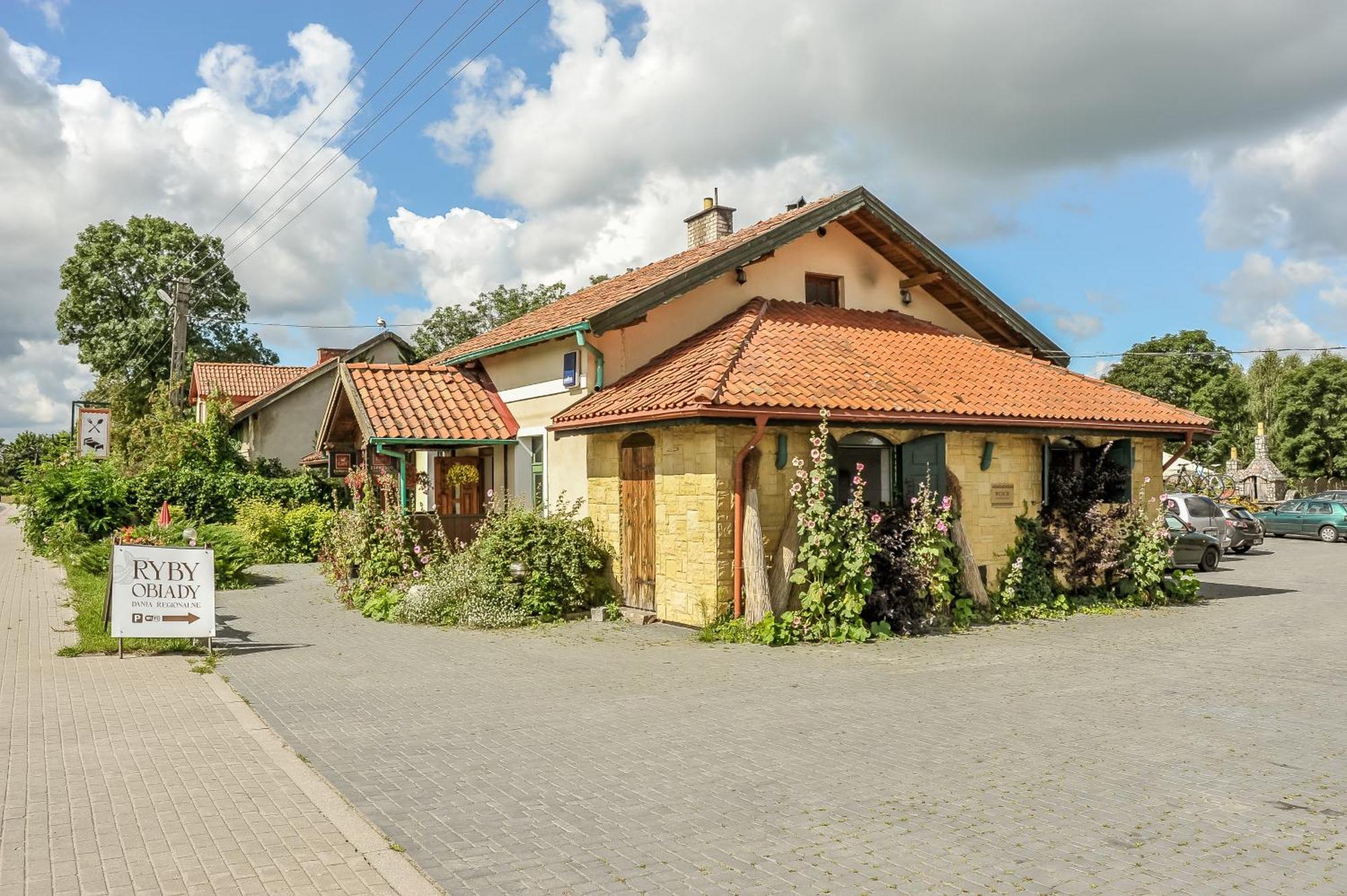 Zajazd Wiejski Szczechy Wielkie Exterior photo